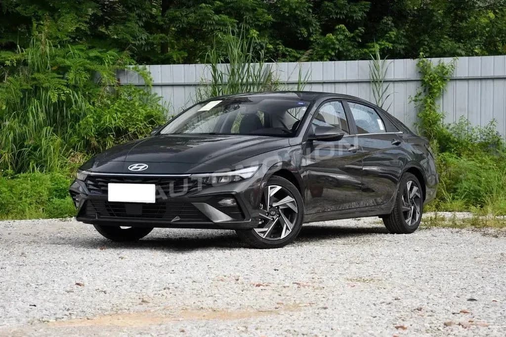Hyundai Elantra GLX, listing photo 2 of 14