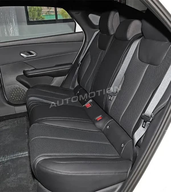 BYD e7, listing photo 7 of 8