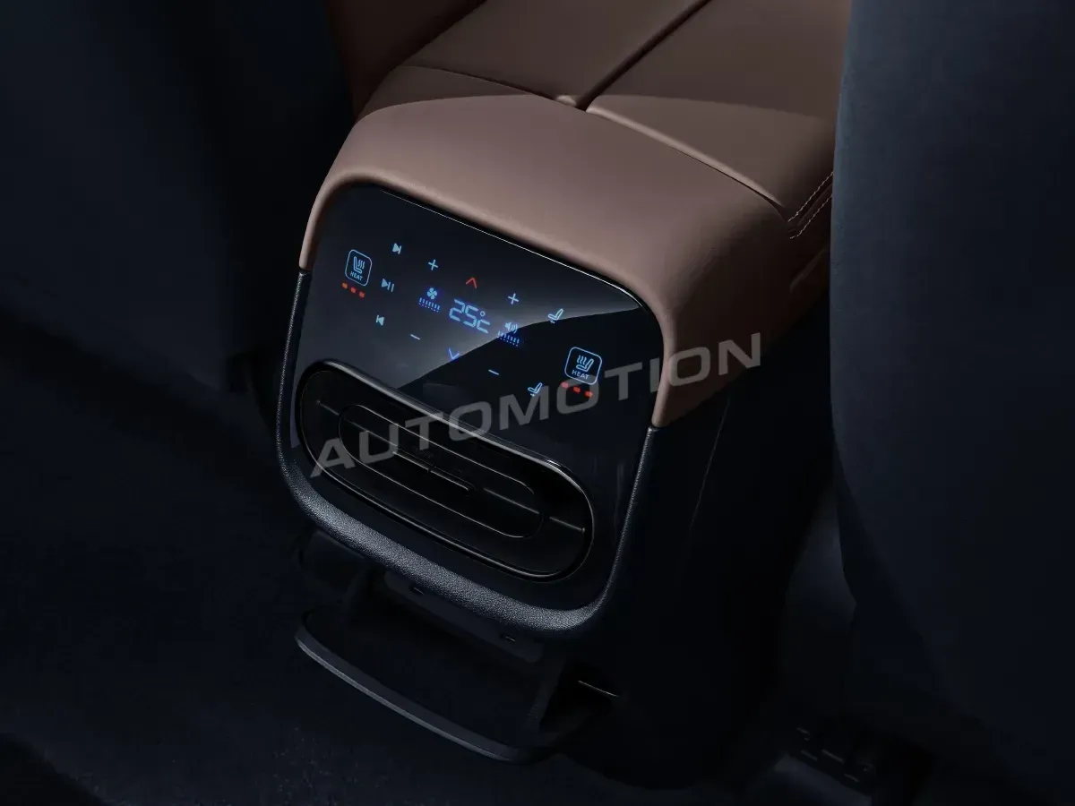 Leapmotor C11, listing photo 13 of 16