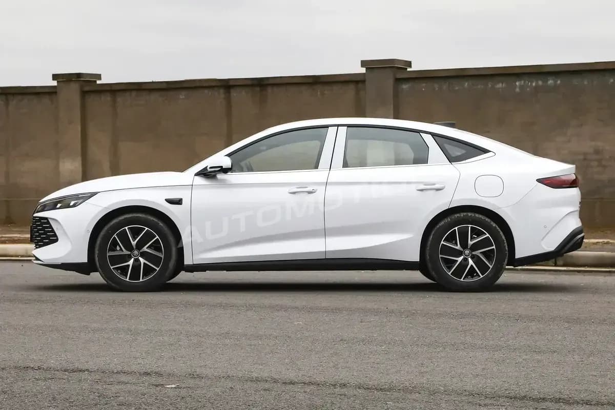 BYD Qin L DM, listing photo 3 of 7