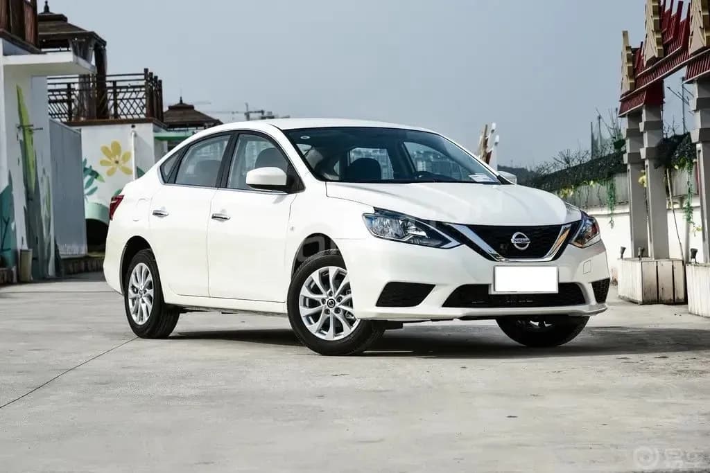 Nissan Sylphy, listing photo 2 of 14