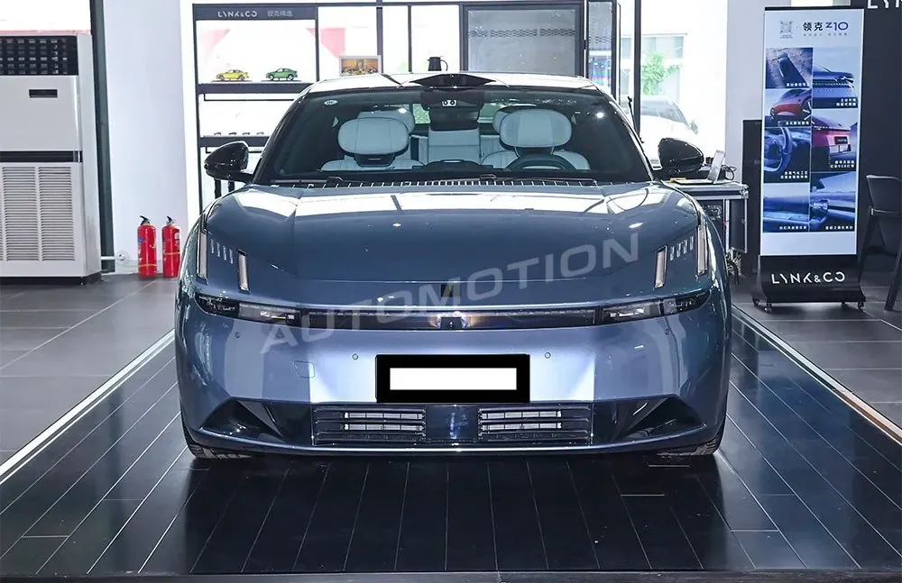 Lynk & Co Z10, listing photo 1 of 9
