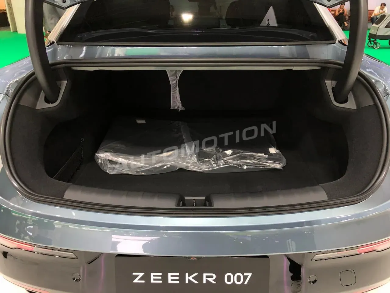 Zeekr 007, listing photo 9 of 9