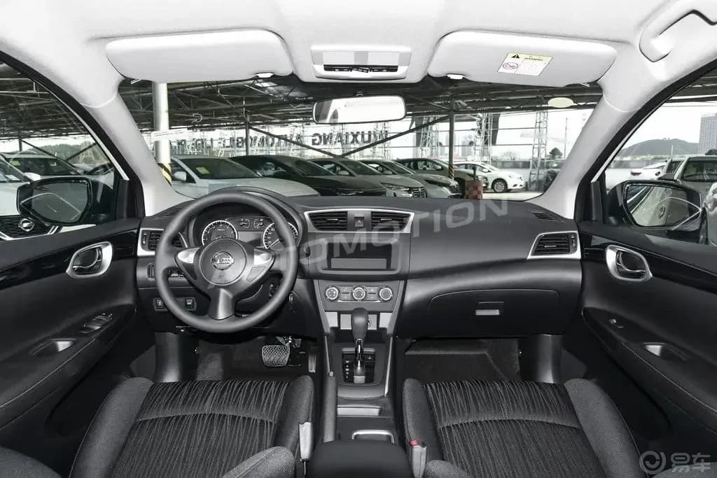 Nissan Sylphy, listing photo 9 of 14