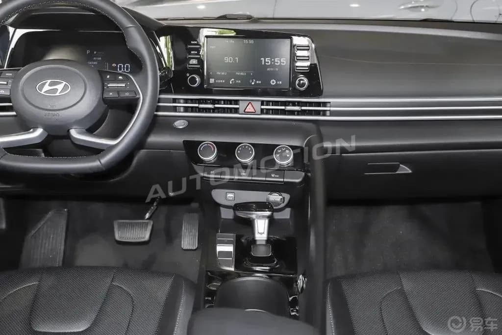 Hyundai Elantra GLX, listing photo 9 of 14