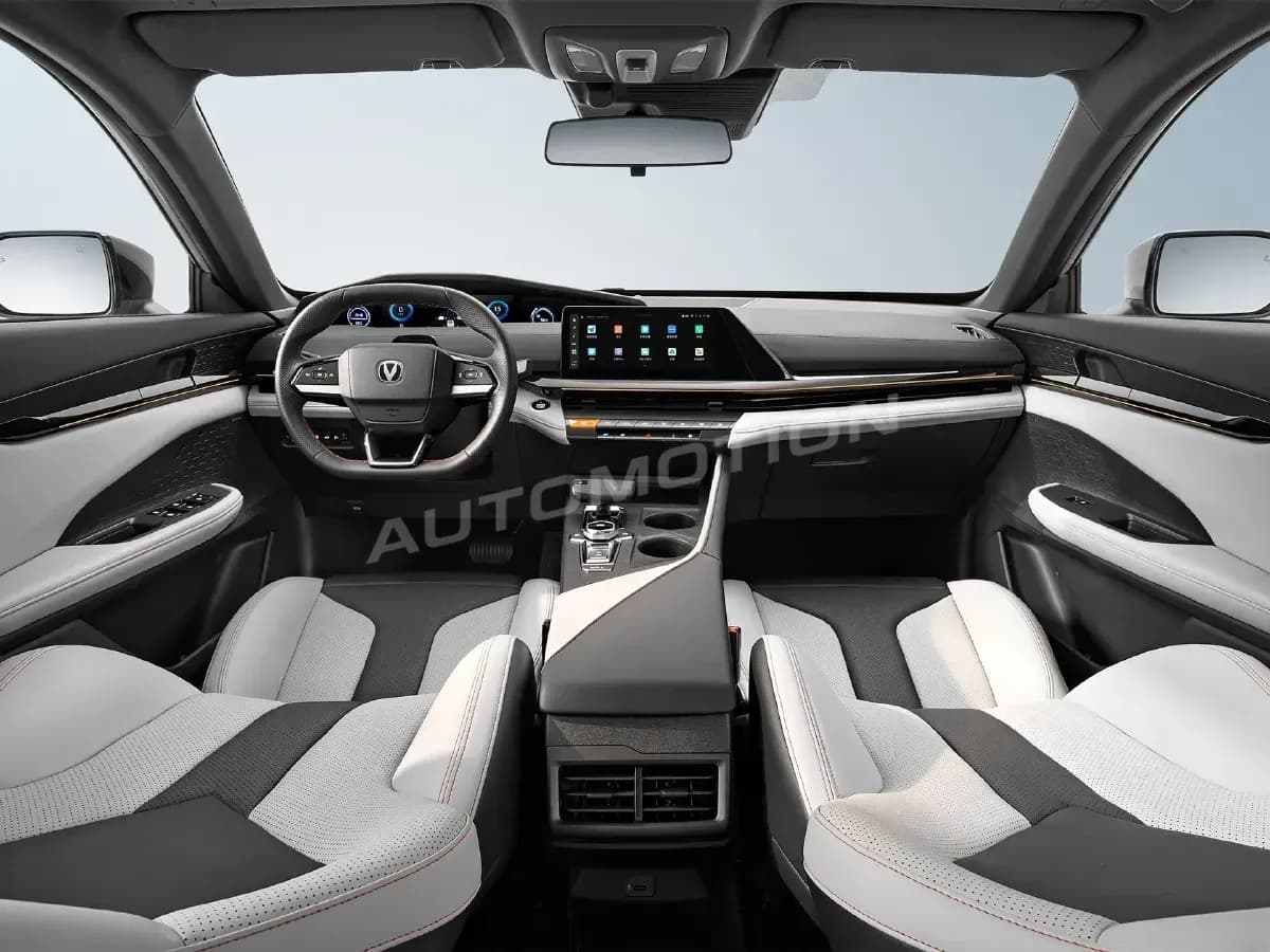 Changan UNI-V iDD, listing photo 8 of 13