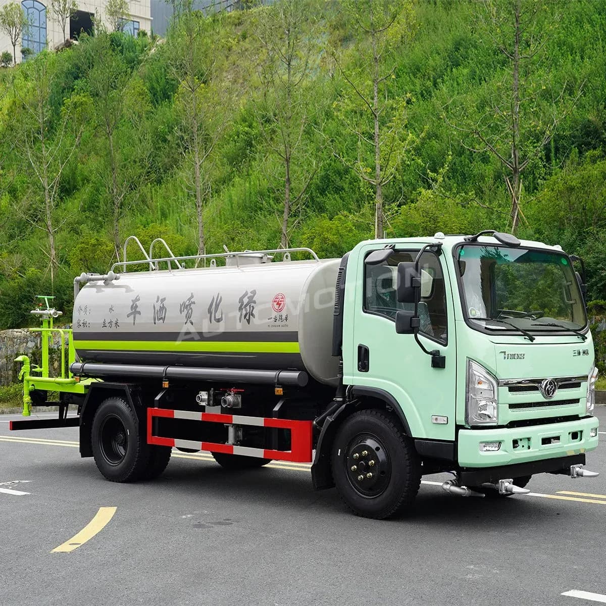 Tri-Ring 4×2 Spray Truck, listing photo