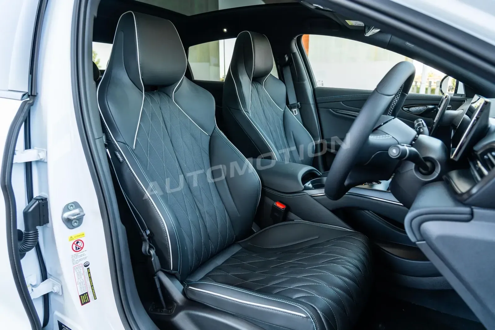 BYD Seal, listing photo 10 of 15