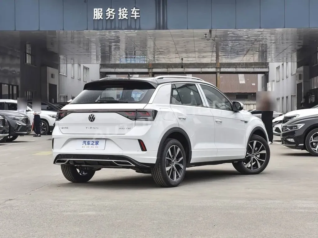 Volkswagen T-Roc, listing photo 7 of 28