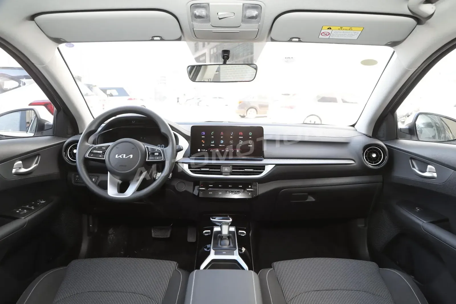 Kia K3, listing photo 7 of 22