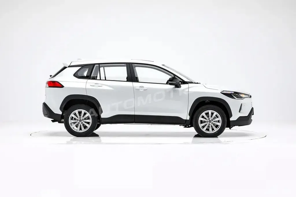 Toyota Corolla Cross HEV, listing photo 4 of 15
