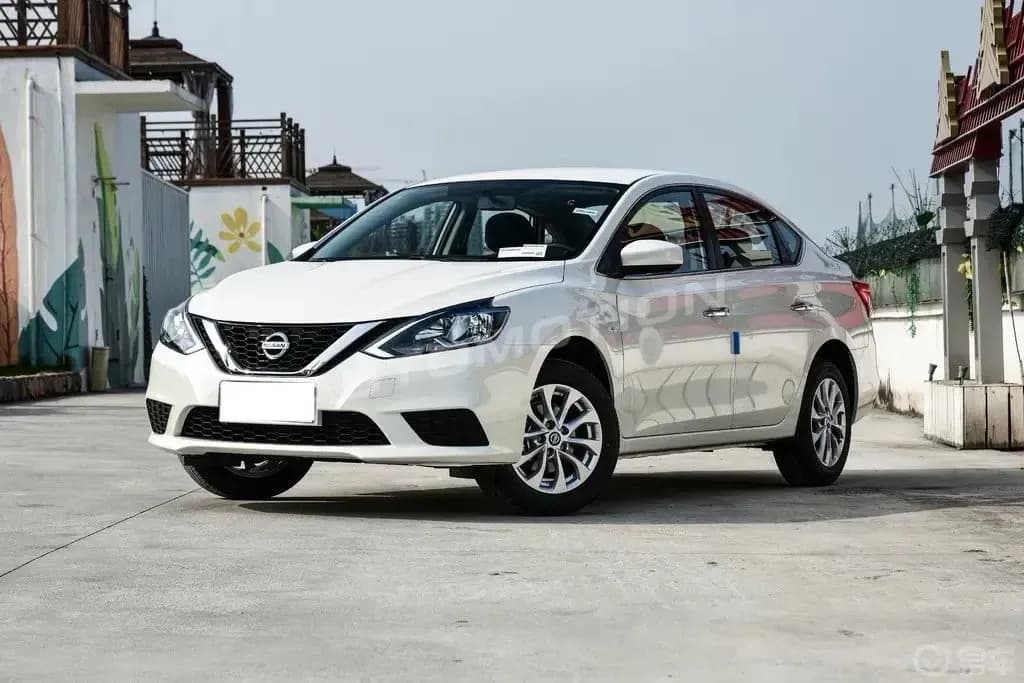 Nissan Sylphy, listing photo 3 of 14