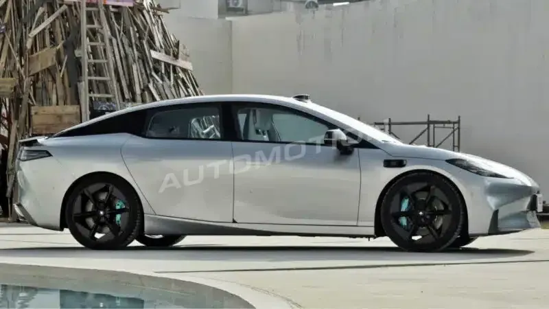 Hyper GT, listing photo 3 of 15