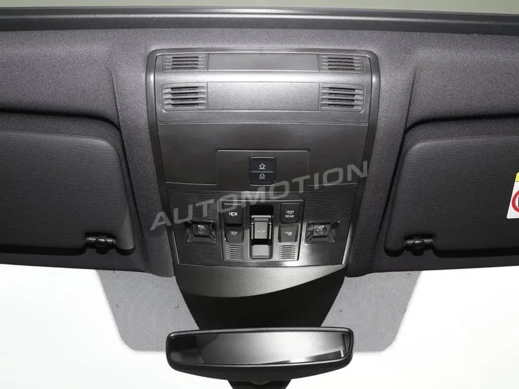 Volkswagen T-Roc, listing photo 20 of 28