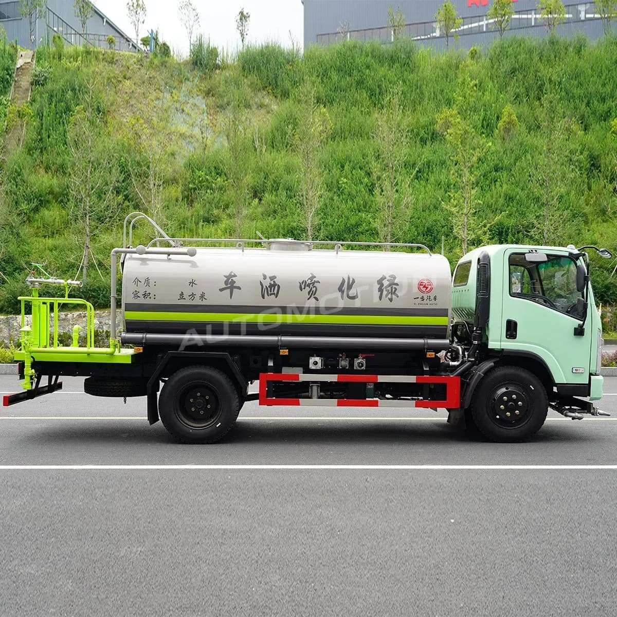 Tri-Ring 4×2 Spray Truck, listing photo 5 of 9