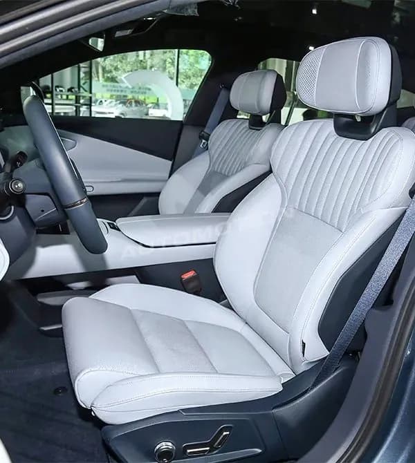 Lynk & Co Z10, listing photo 7 of 9