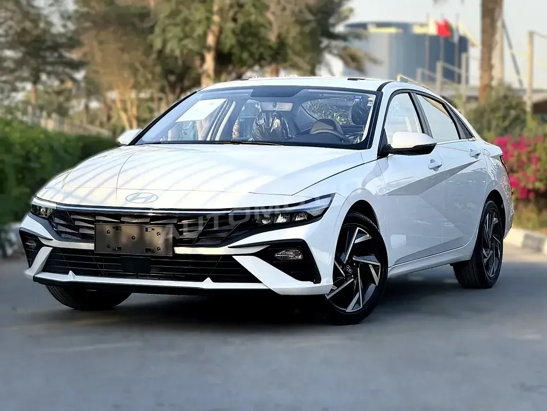 Hyundai Elantra, listing photo 4 of 9