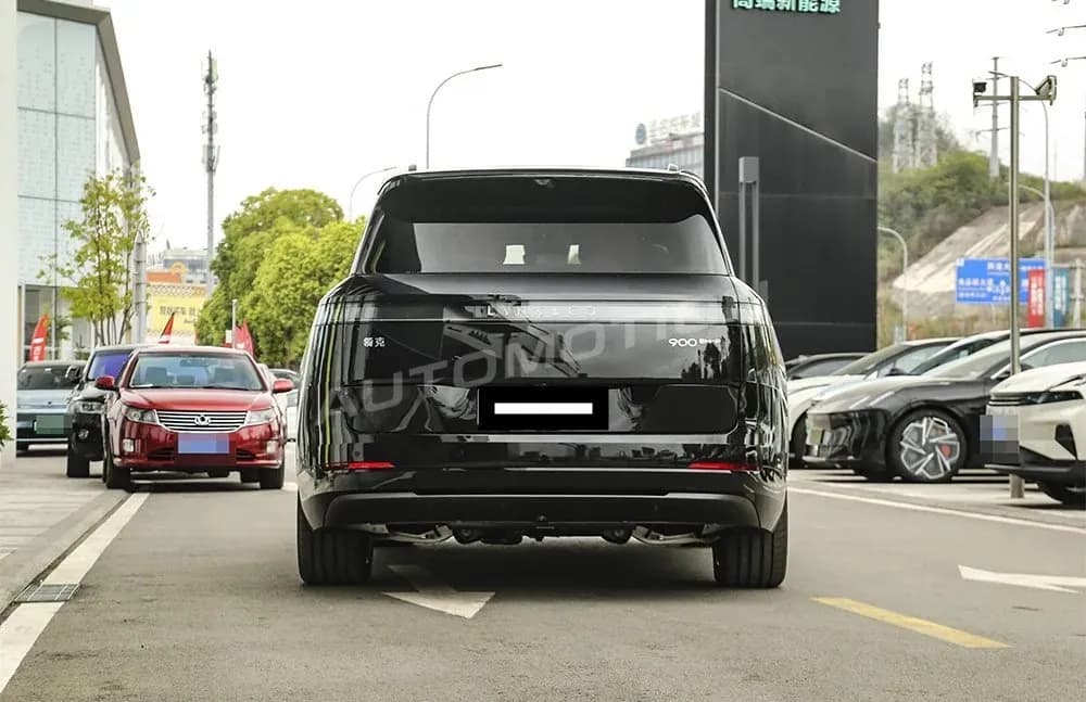 Lynk & Co 900, listing photo 5 of 9
