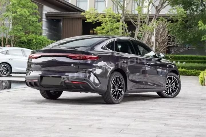 BYD Qin L DM-i, listing photo 4 of 14