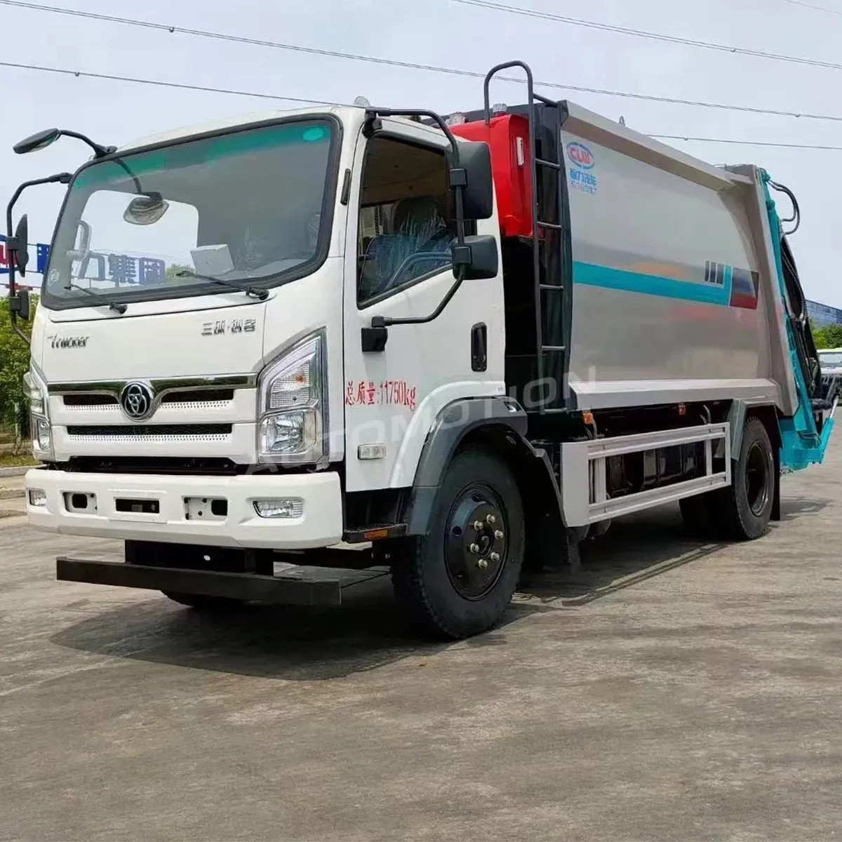 Tri-Ring 4×2 Compression Garbage Truck, listing photo 2 of 8