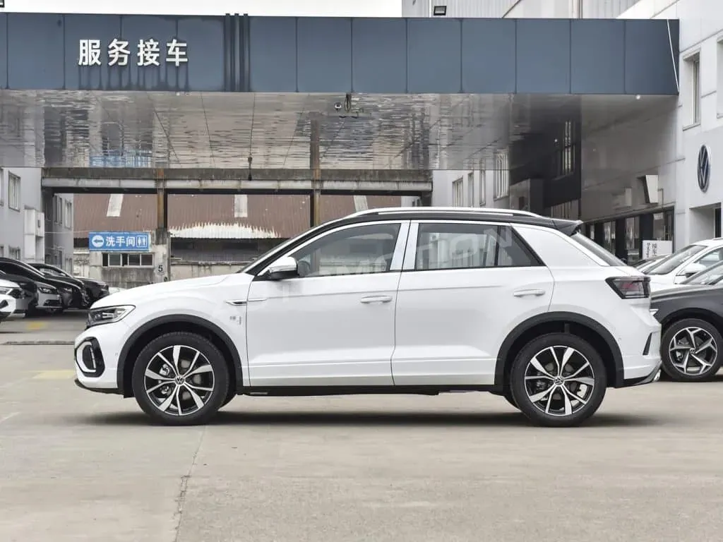 Volkswagen T-Roc, listing photo 4 of 28