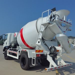 Tri-Ring 4×2 Concrete Mixer Truck