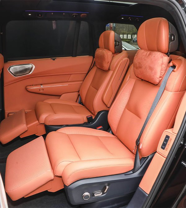 Lynk & Co 900 - Image 9