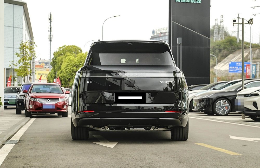 Lynk & Co 900 - Image 6