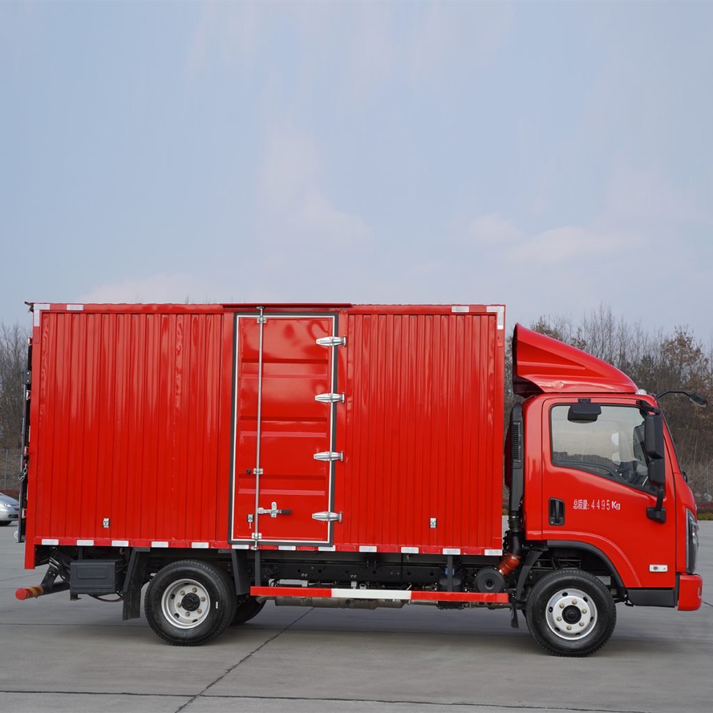 Tri-Ring 4×2 Electric Logistics Truck - Image 3
