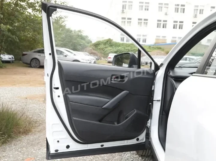 Toyota Corolla Cross - Image 7