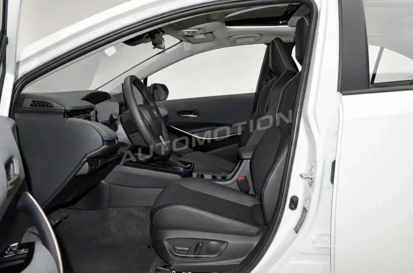 Toyota Corolla - Image 8