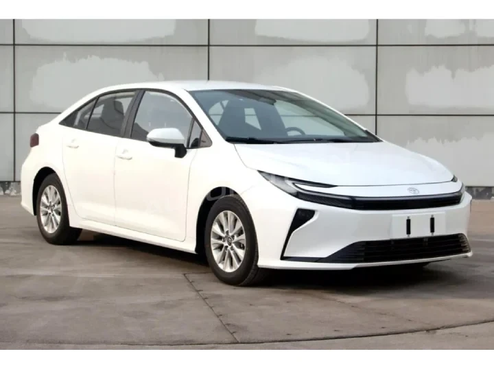 Toyota Corolla - Image 2