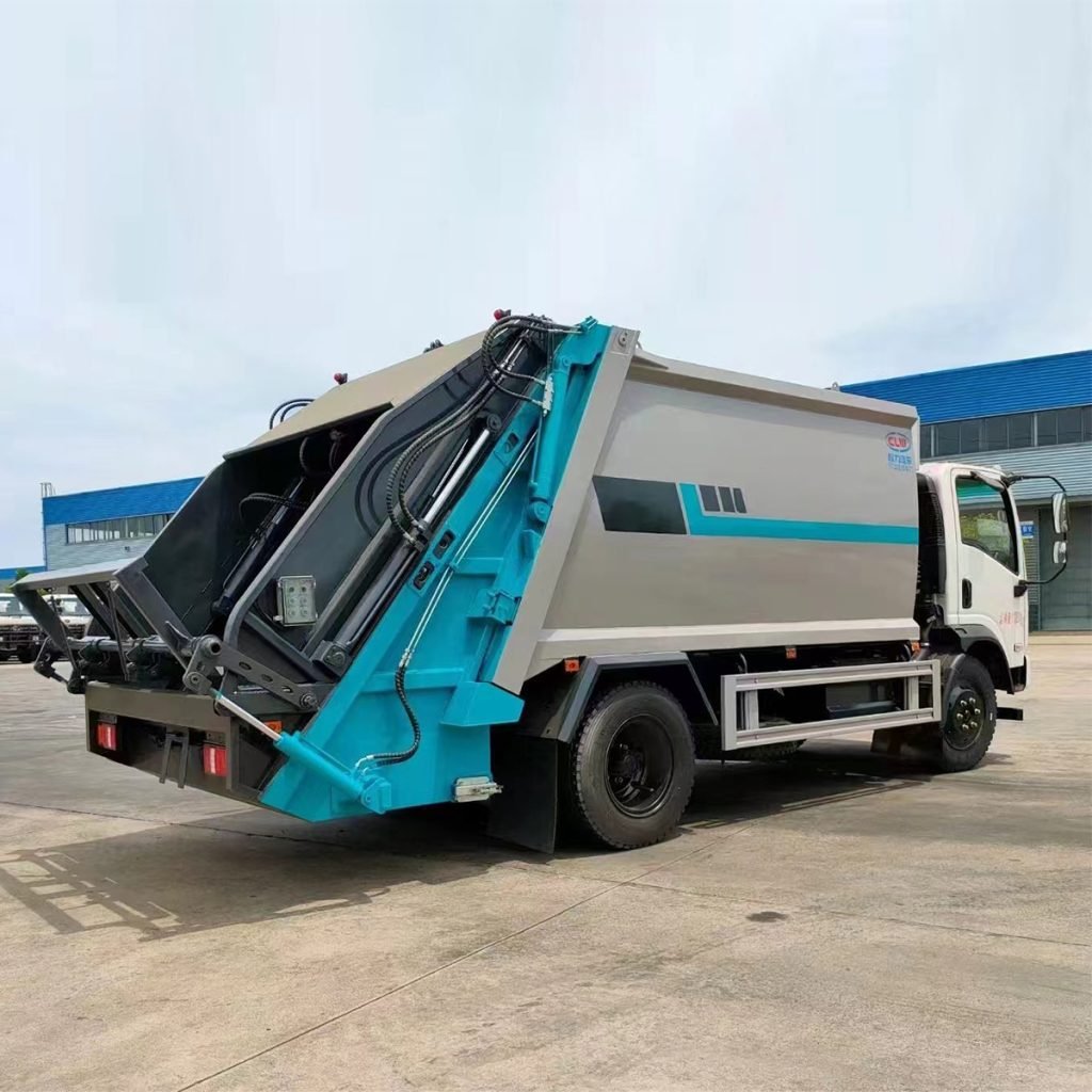 Tri-Ring 4×2 Compression Garbage Truck - Image 4