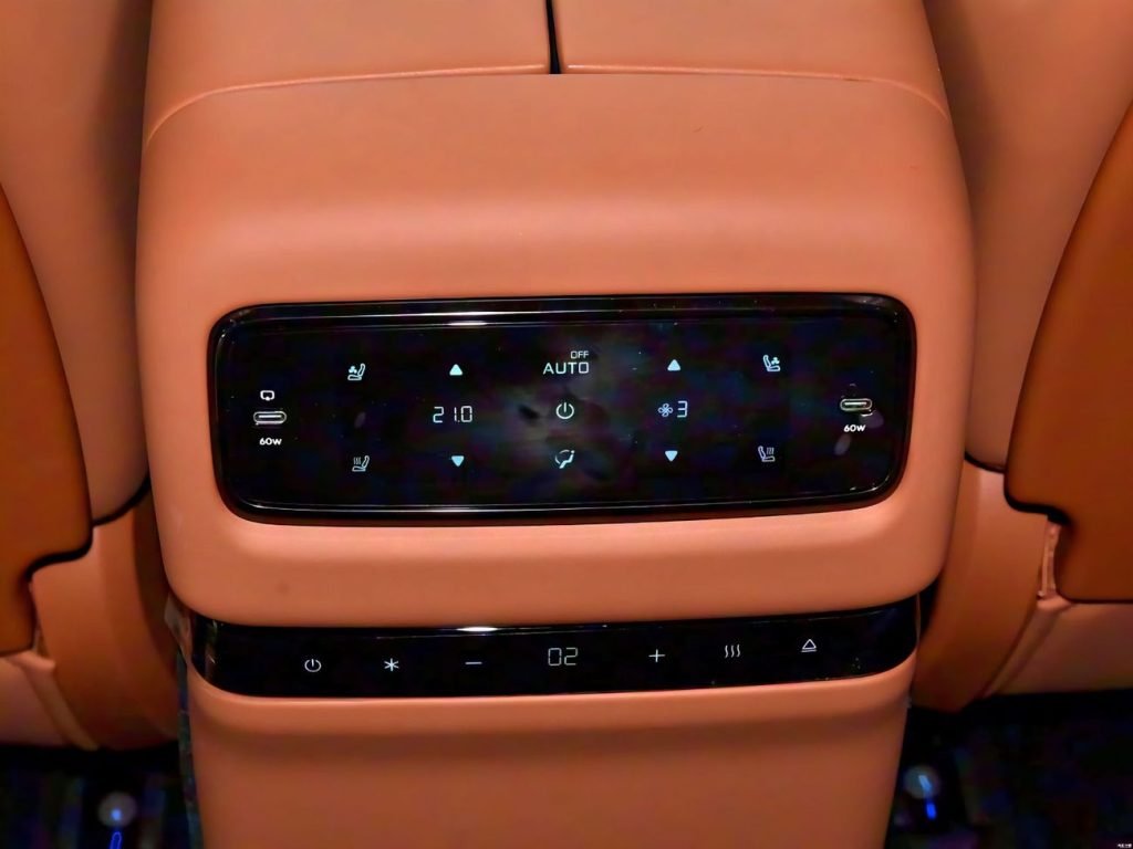 ROX Adamas - Image 11