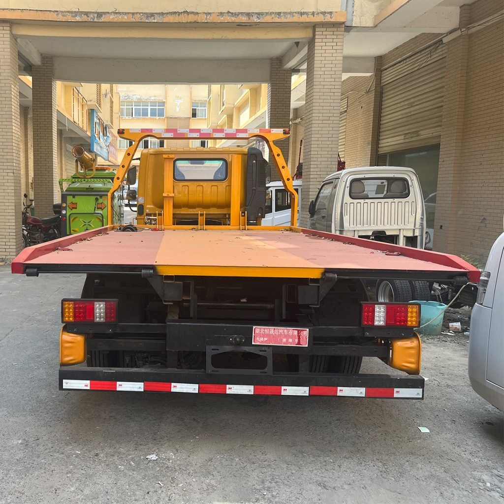Tri-Ring 4×2 Road Clearance Truck - Image 5