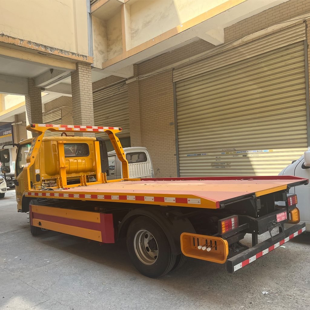 Tri-Ring 4×2 Road Clearance Truck - Image 7