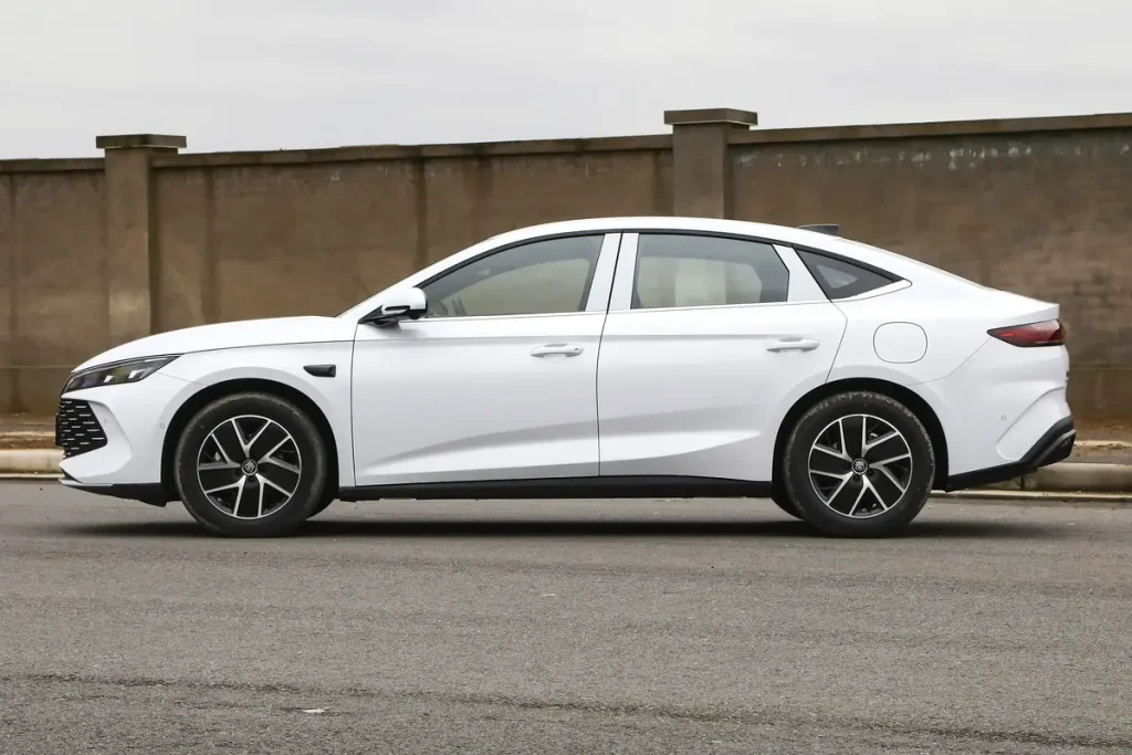 2025 BYD Qin L DM - Image 4
