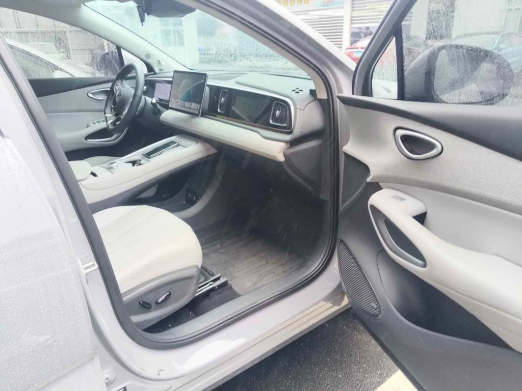 2025 BYD Sealion 05 - Image 15