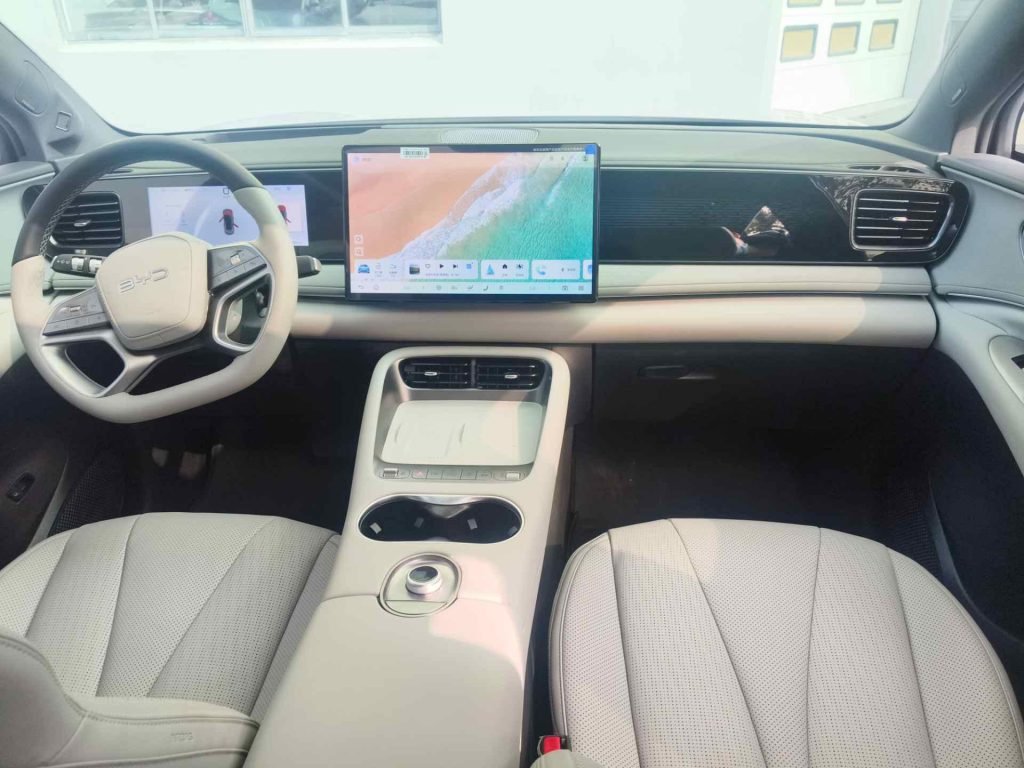2025 BYD Sealion 06 DM-i - Image 14