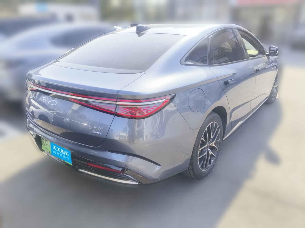 2025 BYD Seal 07 DM-i - Image 3