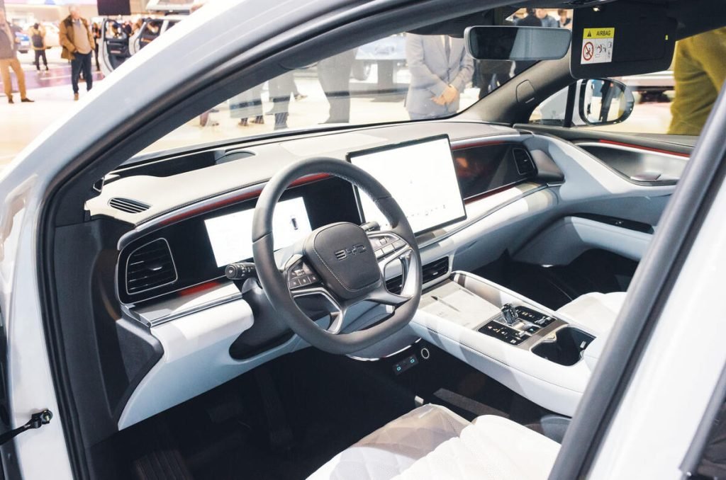 BYD Sealion 7 - Image 10