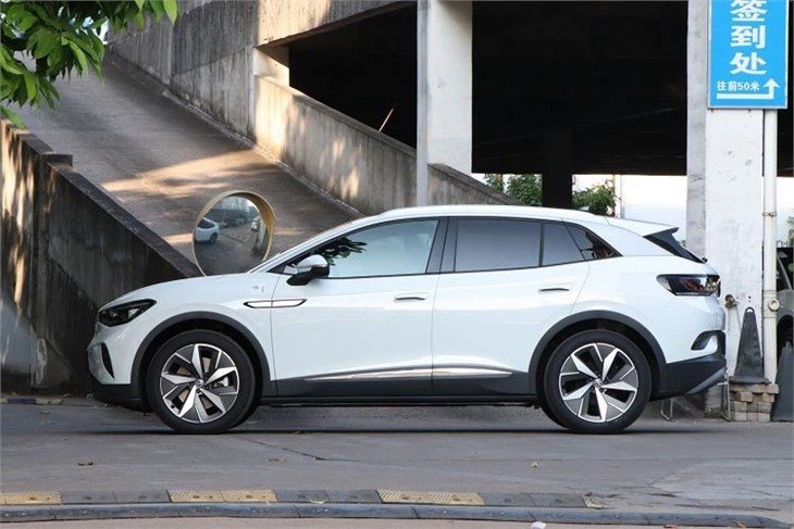 2026 Volkswagen ID.4 Pure - Image 3