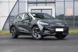 2025 Volkswagen ID.Unyx 06 Pure